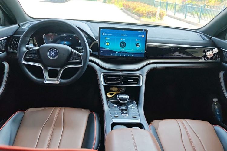 Used BYD Song PLUS 2020 1.5T Automatic Prestige Version Center Console