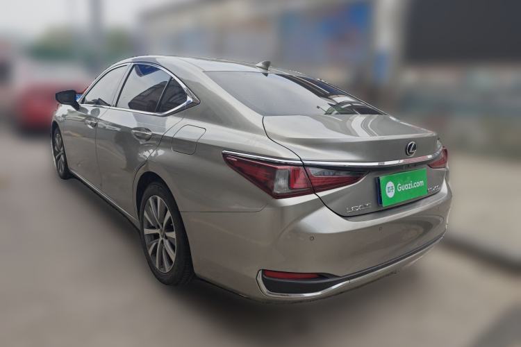 Used Lexus ES 2018 200 Excellence Edition China V Standard
