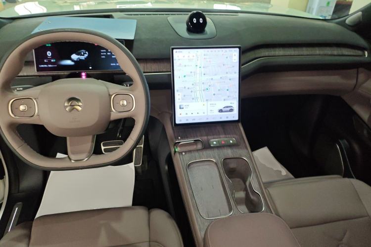Used Nio ES7 2022 75 kWh Center Console