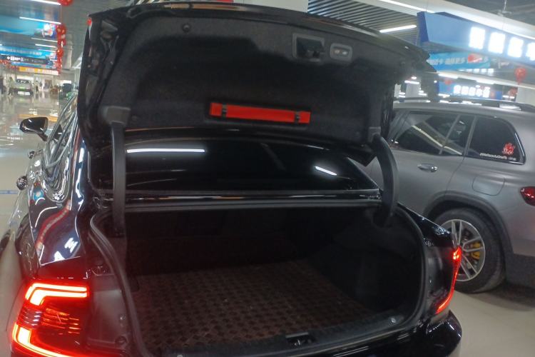 Used Volvo S90 2024 B5 Zhiyuan Luxury Edition