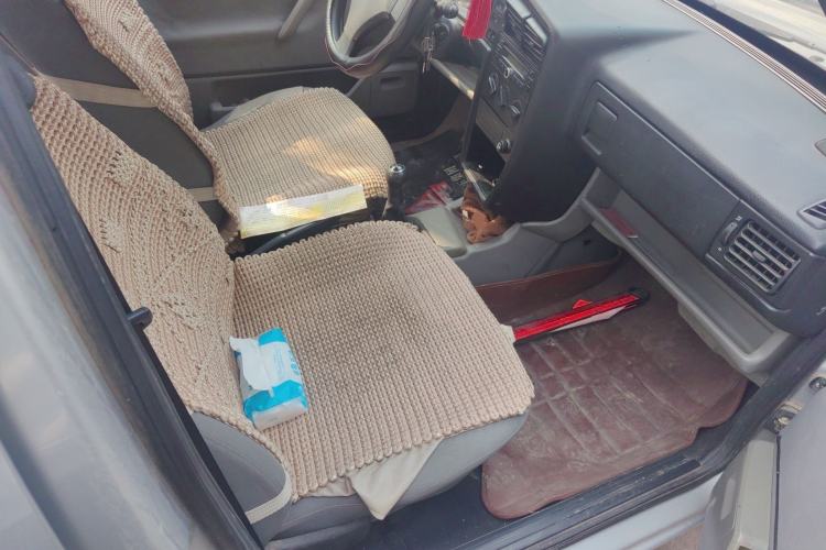 Used Volkswagen Jetta 2010 1.6L Partner