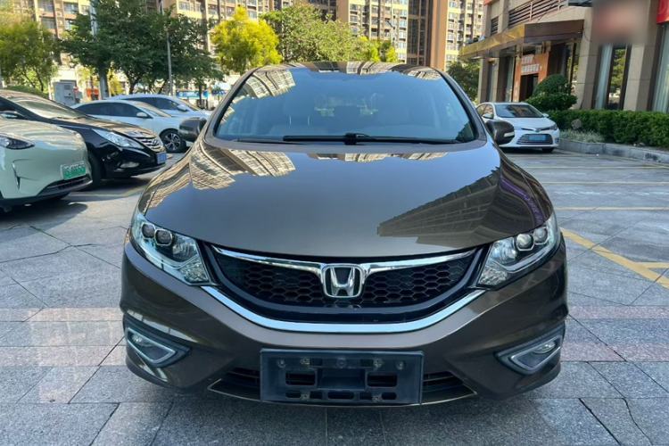 Used Honda Jade 2013 1.8L automatic Comfort version 5 seats