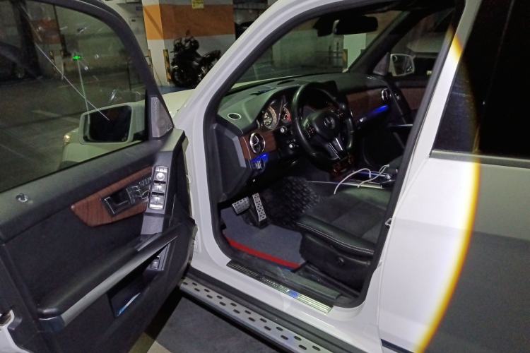 Used Mercedes-Benz GLK-Class 2015 GLK 300 4MATIC Fashion Edition Ultimate Version Driver Seat