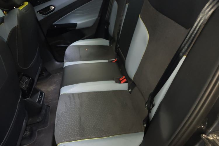 Used Volkswagen ID.4 X 2022 Smart Enjoyment Long-Range Edition Left Rear Seat