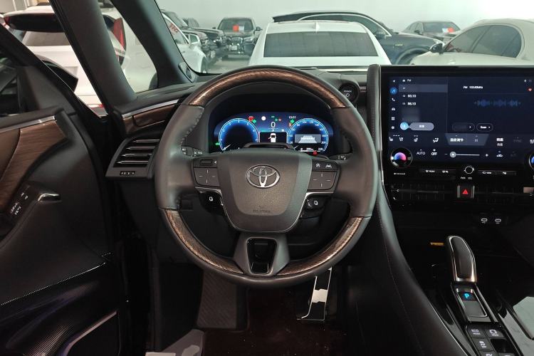 Used Toyota Alphard 2024 Dual-Engine 2.5L Prestige Edition
