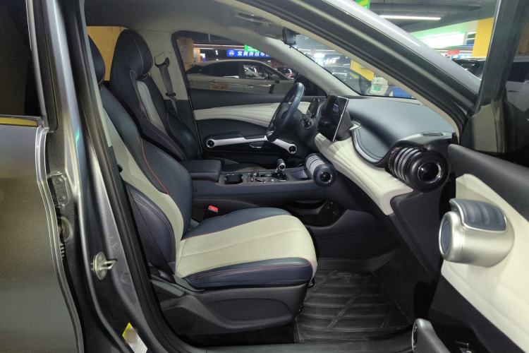 Used BYD Yuan PLUS 2022 430 km Luxury Version
