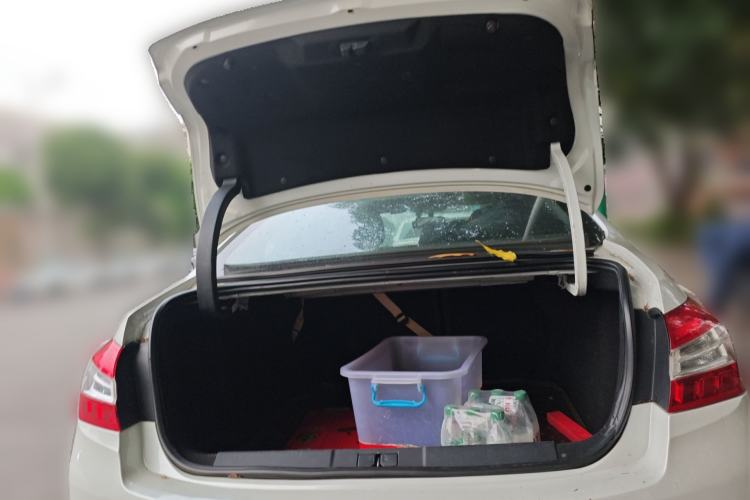 Used Peugeot 408 2015 1.2T Automatic Luxury Edition Trunk