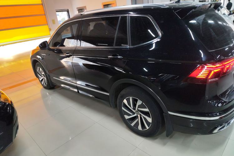 Used Volkswagen Tiguan L New Energy 2023 430 PHEV Plug-in Hybrid Prestige Edition
