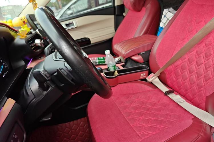 Used Ford Explorer 2020 EcoBoost 285 Rear-Drive Trend Edition 7-Seater Left Front Seat