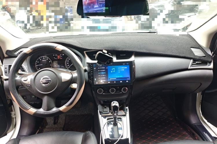 Used Nissan Sylphy 2016 1.6 XL CVT Luxury Edition Center Console