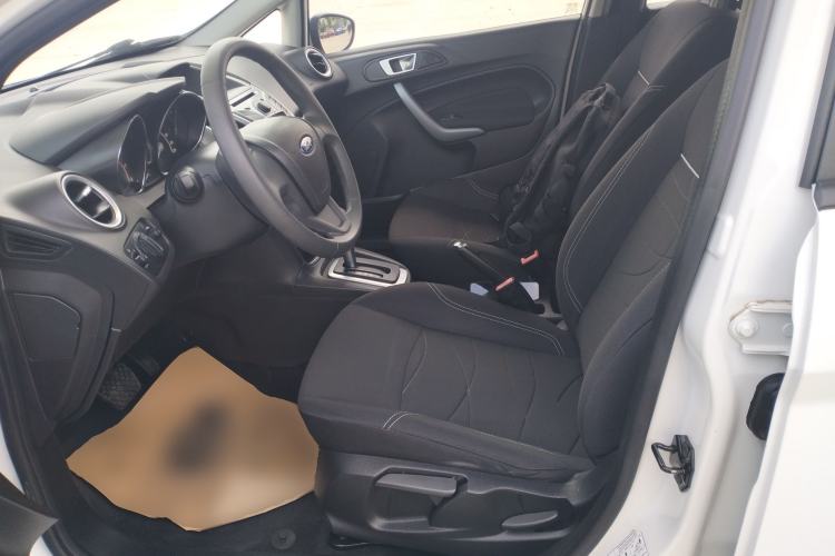 Used Ford Fiesta 2013 Hatchback 1.5L Automatic Fashion Edition Left Front Seat