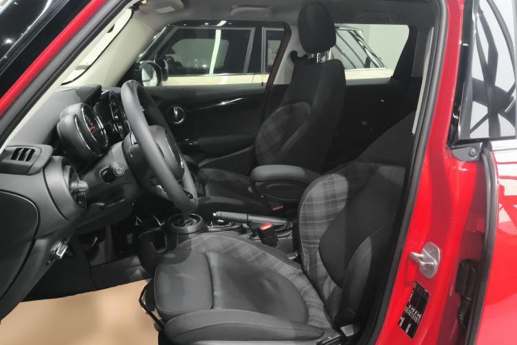Used MINI 2019 1.5T COOPER Classic Edition Five-Door Version Left Front Seat
