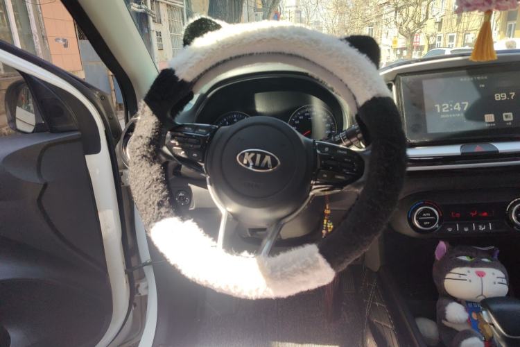 Used Kia kx1 Stonic 2021 1.4L CVT Fun & Sunroof Model Steering Wheel