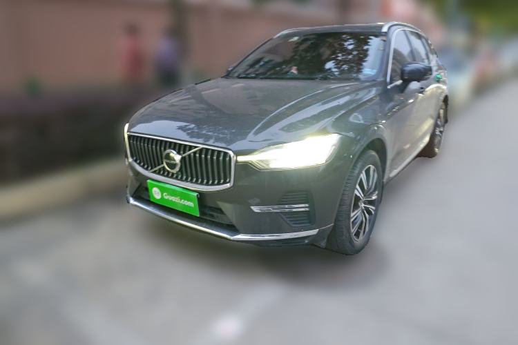 Used Volvo XC60 2022 B5 4x4 Smart Luxury Edition