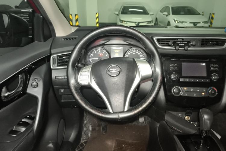 Used Nissan Qashqai 2016 2.0L CVT Luxury Edition Steering Wheel