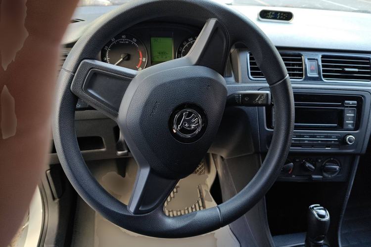 Used Skoda Rapid Spaceback 2014 1.6L Automatic Enjoyment Edition