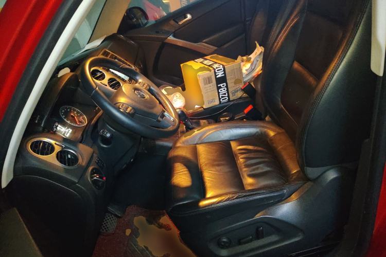 Used Volkswagen Tiguan 2012 1.8TSI Automatic All-Wheel Drive Elite Edition Left Front Seat