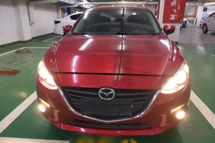 Used Mazda Mazda 3 Axela 2016 Sedan 1.5L Automatic Comfort Model
