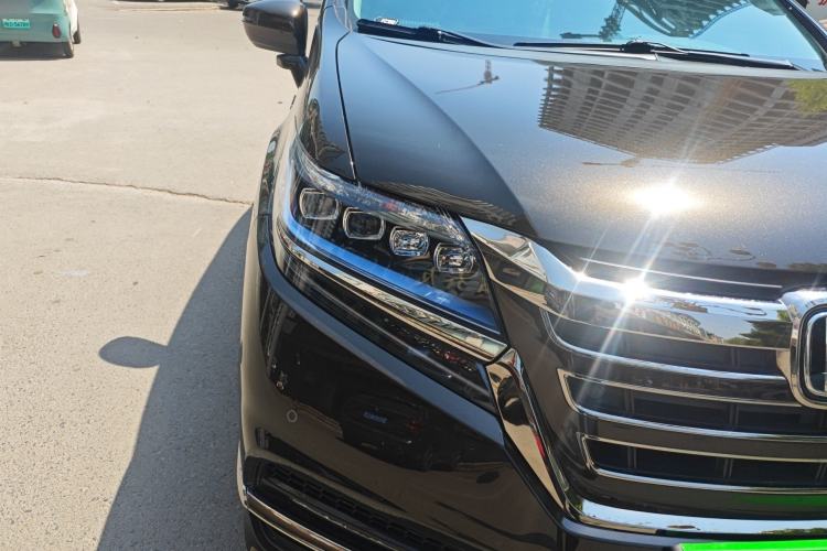 Used Honda Elysion 2019 2.0L Hybrid Supreme Edition Right Front Headlight