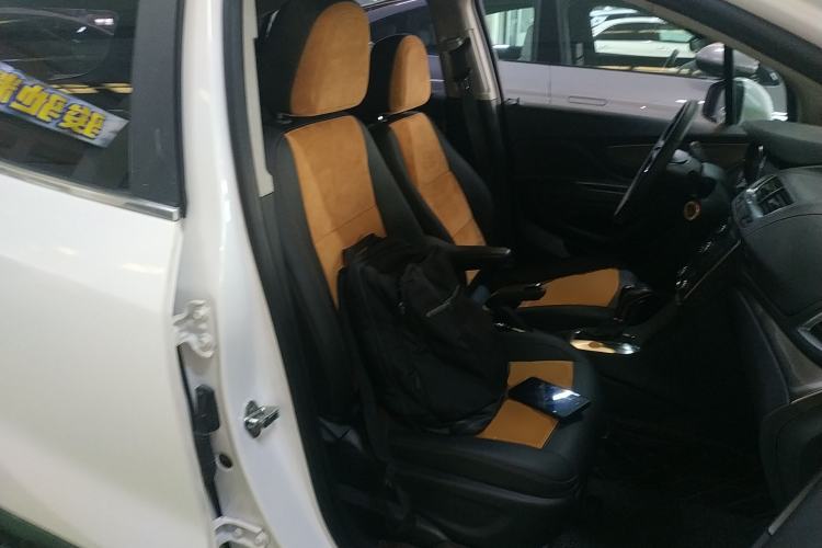 Used Buick Encore 2015 1.4T Automatic Two-Wheel Drive Urban Leading Model Right Front Seat