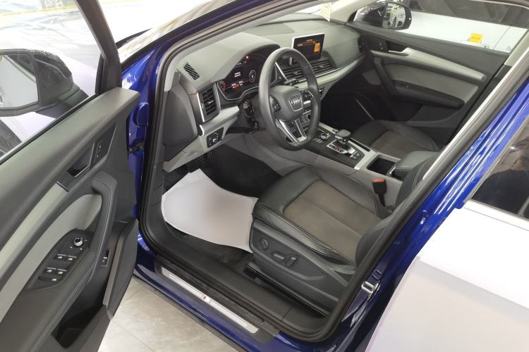 Used Audi Q5L 2018 40 TFSI Prestige Fashion Edition China V Driver Seat