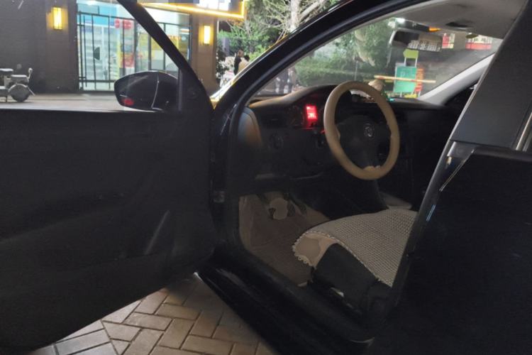 Used Volkswagen Santana 2013 1.4L Manual Fashion Edition Driver Seat