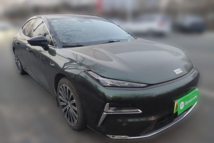 Used Geely Galaxy 8 2025 130km EM-i Flagship Edition Front Right 45 Deg