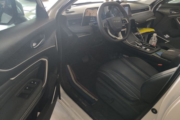 Used Venucia V 2023 260T Idol Edition Pro