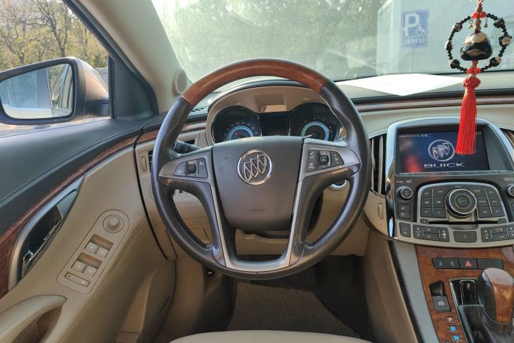 Used Buick LaCrosse 2010 2.4L Luxury Edition
