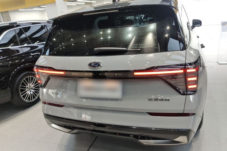 Used Ford Edge 2023 Ford Explorer L 2.0T EcoBoost Four-Wheel Drive 7-Seater Supreme Model