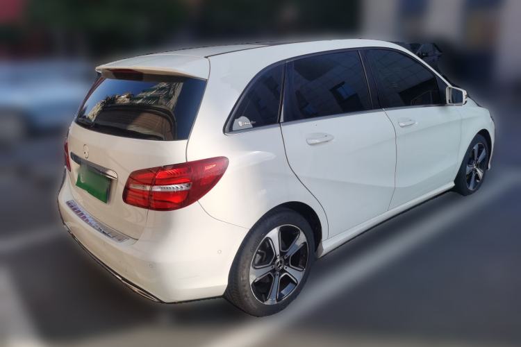 Used Mercedes-Benz B-Class 2017 B 200 Fashion Model
