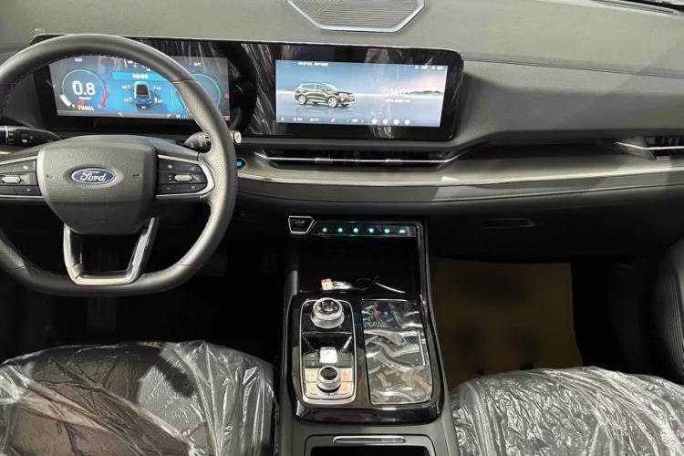 Used Ford Equator Sport 2025 EcoBoost 170 Premier Edition Interior 1