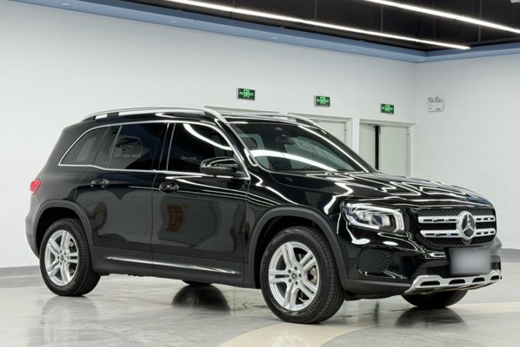 Used Mercedes-Benz GLB 2023 Refreshed GLB 200 Dynamic Edition Exterior 2