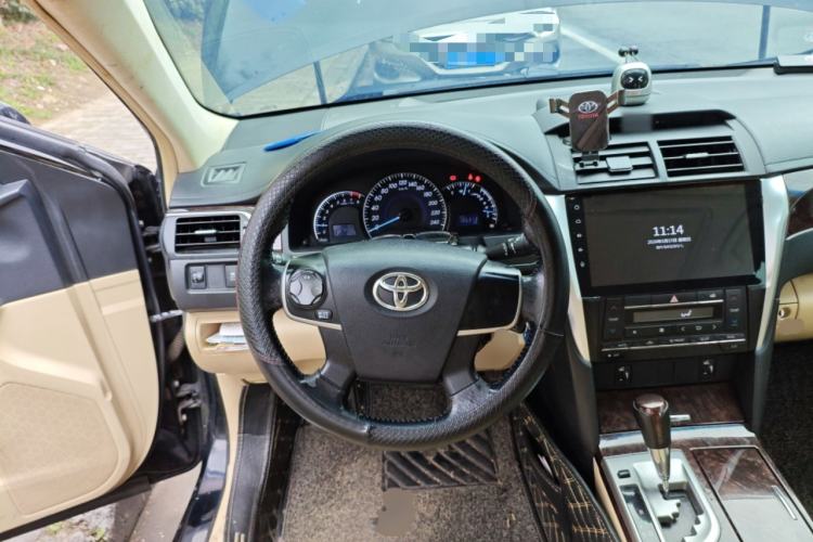 Used Toyota Camry 2015 2.0G Premier Edition
