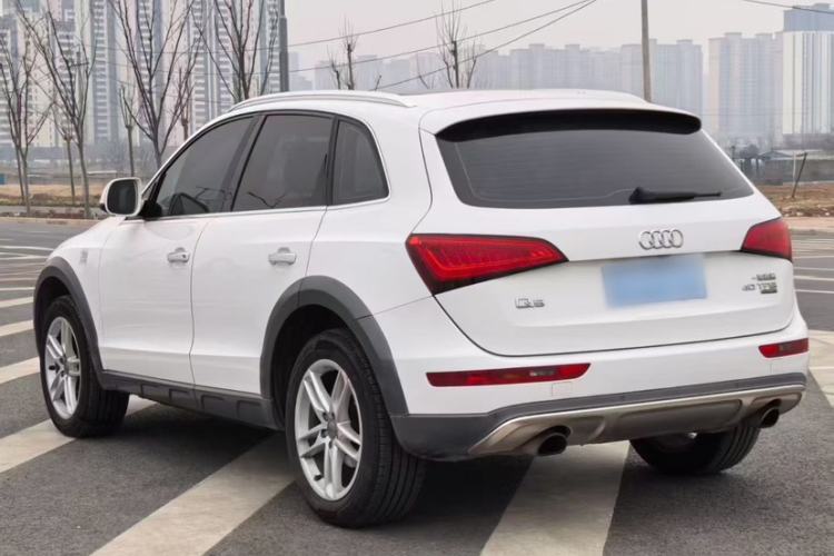 Used Audi Q5 2018 Collector's Edition 40 TFSI Technology Model Exterior 3