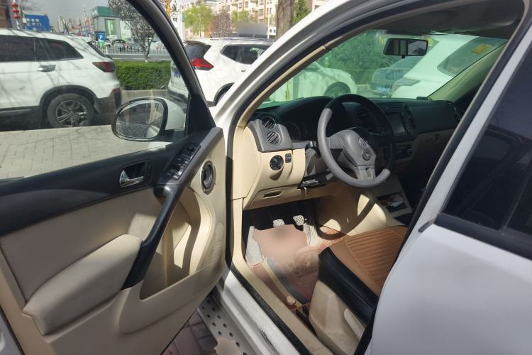 Used Volkswagen Tiguan 2010 1.8 TSI Manual Two-Wheel Drive Urban Edition
