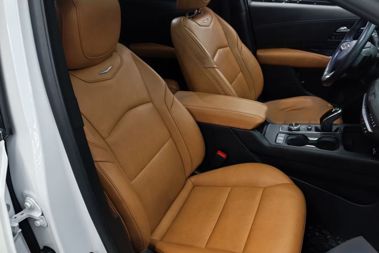 Used Cadillac XT4 2021 28T Four-Wheel Drive Platinum Edition