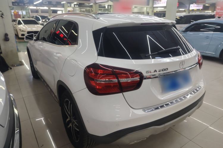 Used Mercedes-Benz GLA 2017 GLA 200 Fashion Model
