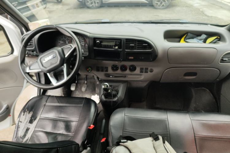 Used JMC Transit 2017 2.8T Commercial Version Short Wheelbase Mid-Roof 6/7/8-Seater JX493 Center Console