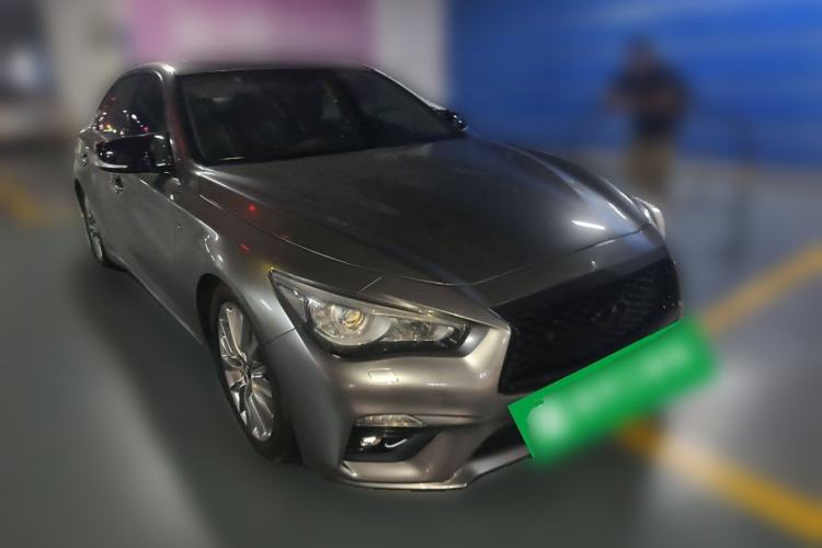 Used Infiniti Q50L 2018 2.0T Enjoyment Version China VI Standard Front Right 45 Deg