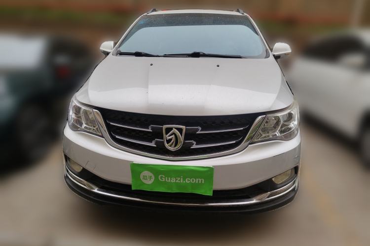 Used Baojun 730 2016 1.5L Manual Comfort Version 7 Seats China V Emission Standard
