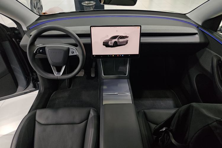 Used Tesla Model Y 2025 Rear-Wheel-Drive Version
