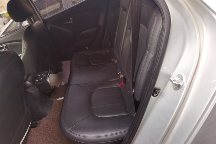 Used Hyundai ix35 2010 2.0L Automatic Two-Wheel Drive Elite Edition GLS
