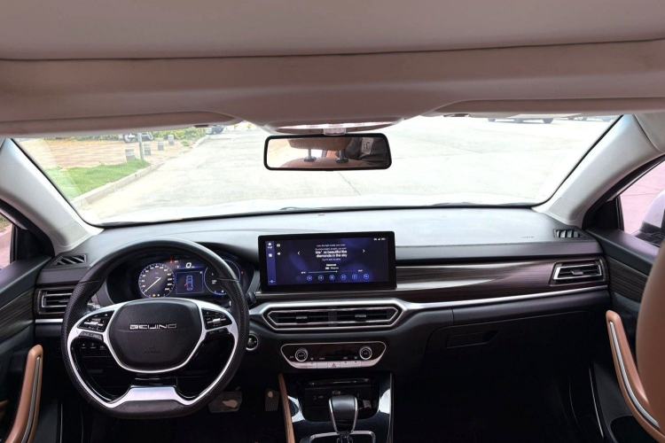 Used BAIC Beijing U7 2019 1.5T CVT New Smart Version China VI Emission Standard
