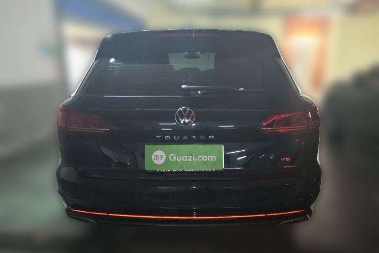 Used Volkswagen Touareg 2022 3.0 TSI Luxury Edition Black Diamond Sport Package Rear