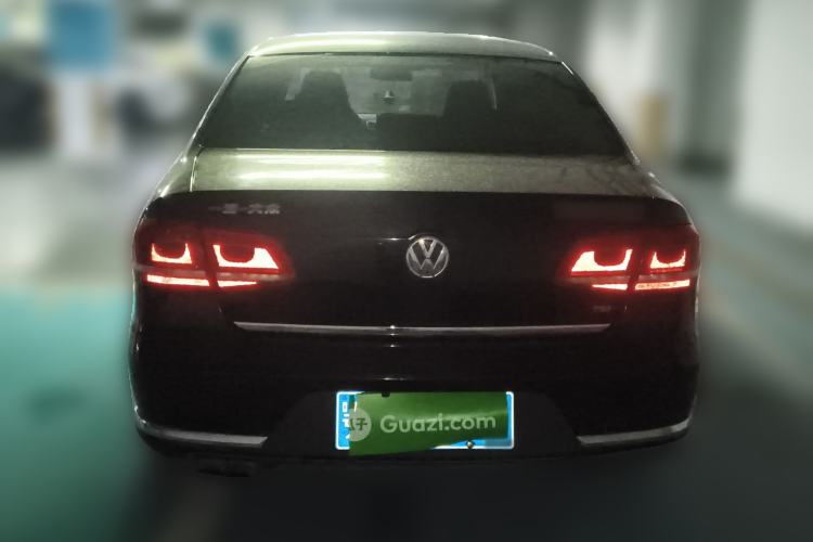 Used Volkswagen Magotan 2013 1.8TSI Comfort Model Rear