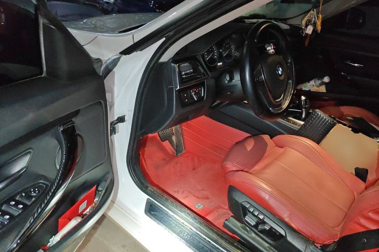 Used BMW 3 Series GT 2018 320i Sport Edition
