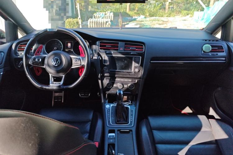 Used Volkswagen Golf GTI 2016 2.0 TSI GTI
