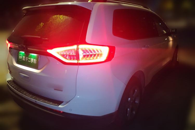 Used Ford Edge 2015 2.0T GTDi Two-Wheel-Drive Elite Edition
