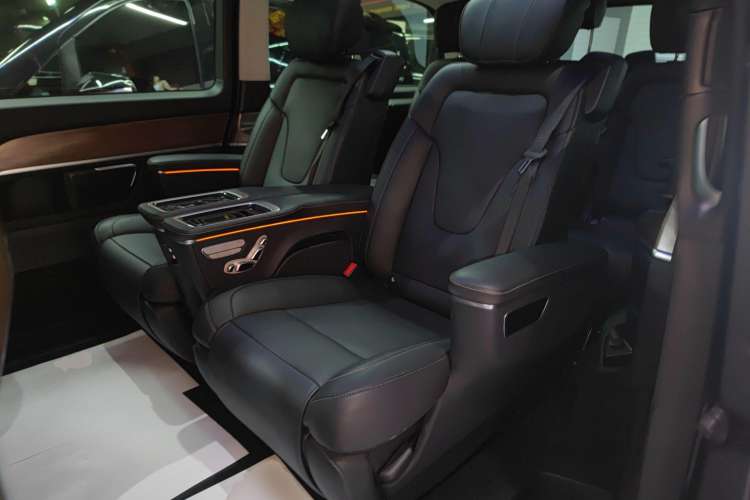 Used Mercedes-Benz V-Class 2020 V 260 L Long-wheelbase Luxury Edition
